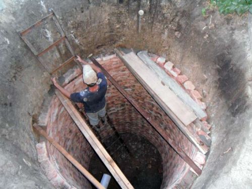Как построить выгребную яму своими руками?